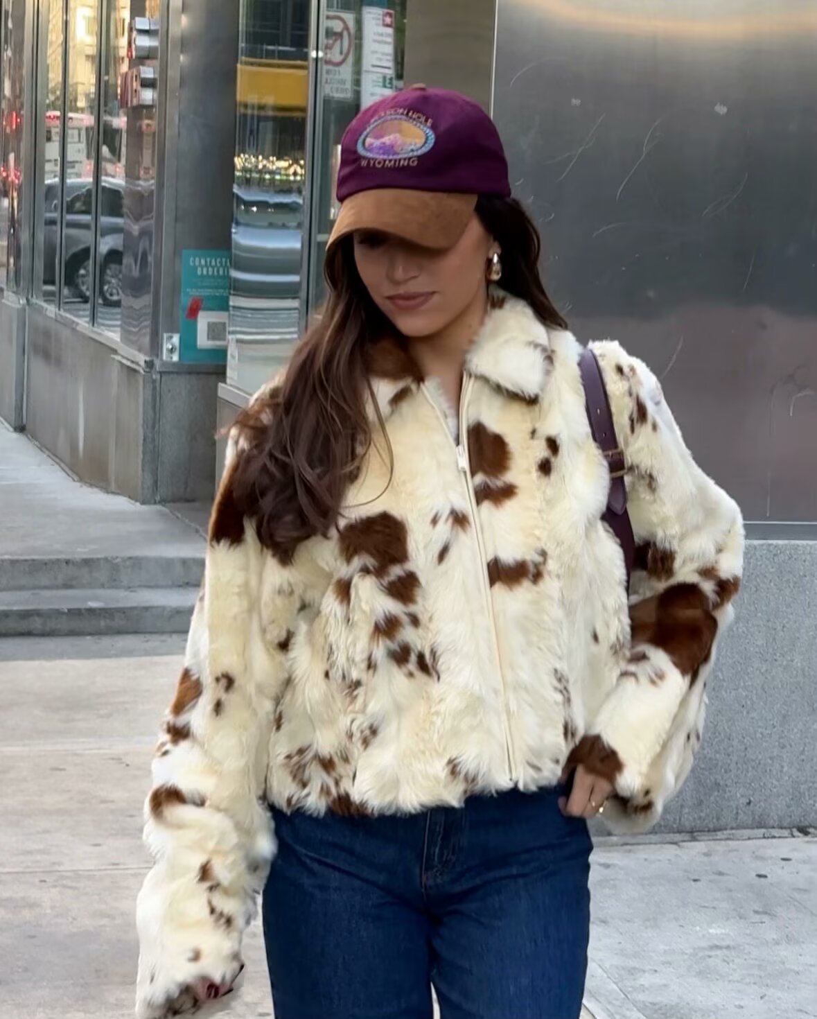 Abrigo de Piel Sintética con E - Streetwear Girl Brand reseña y precio