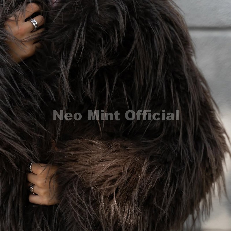 Neo Mint invierno 2025 borlas  - Streetwear Girl Brand reseña y precio